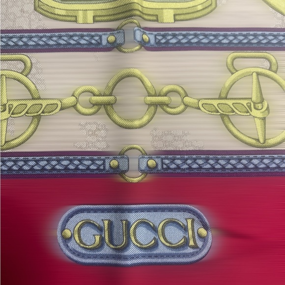 🔥Gucci RARE Horsebit Silk Scarf🔥 - Picture 7 of 7